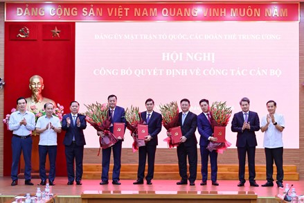 Mỗi cán bộ là hạt nhân đoàn kết, góp phần xây dựng cơ quan trong sạch, vững mạnh