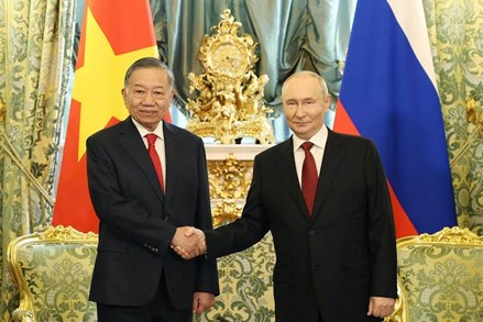 TUYÊN BỐ CHUNG VỀ VIỆC CỦNG CỐ HƠN NỮA QUAN HỆ ĐỐI TÁC CHIẾN LƯỢC TOÀN DIỆN VIỆT NAM - NGA TRONG GIAI ĐOẠN MỚI
