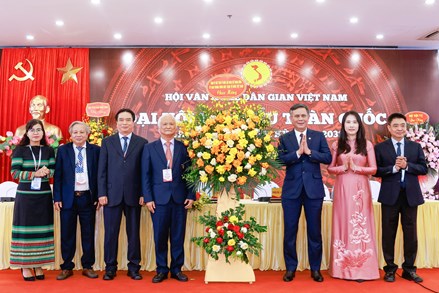 Phó Chủ tịch Trần Thắng dự Đại hội đại biểu toàn quốc Hội Văn nghệ dân gian Việt Nam lần thứ IX, nhiệm kỳ 2026 - 2031