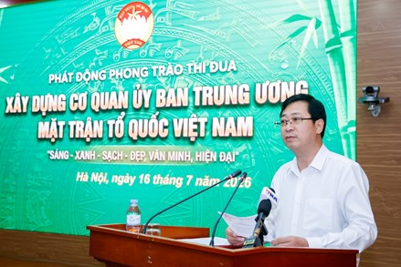 MTTQ Việt Nam thi đua thực hiện thắng lợi mục tiêu tăng trưởng bền vững “2 con số” trong các tầng lớp nhân dân