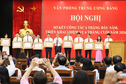 Bộ Chính trị ban hành Quyết định mới về chức năng, nhiệm vụ, tổ chức bộ máy của Văn phòng Trung ương Đảng