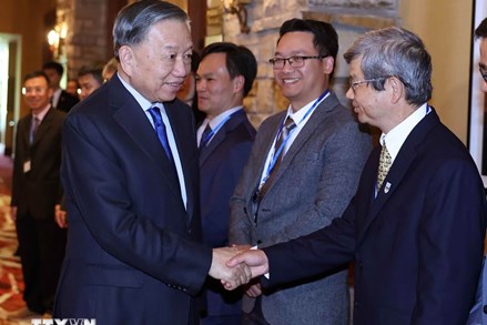 Tổng Bí thư, Chủ tịch nước Tô Lâm gặp Mạng lưới Chuyên gia và Nhà khoa học Việt Nam tại Canada