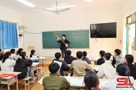 Sơn La: Giữ trọn hồn then bên dòng Đà Giang