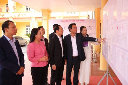 Bắc Ninh: Phó Chủ tịch UBND tỉnh Lê Xuân Lợi kiểm tra công tác bầu cử tại xã Sơn Động và xã Yên Định