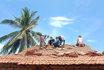 Xóa nhà tạm, nhà dột nát - trách nhiệm từ trái tim