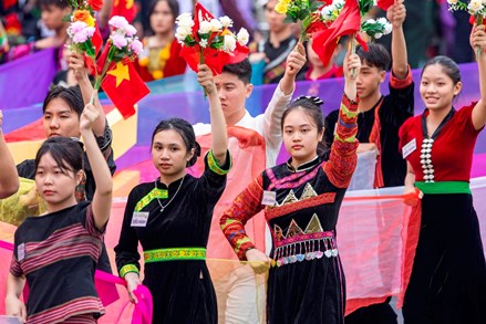 Bài học đoàn kết từ mùa thu Cách mạng Tháng Tám