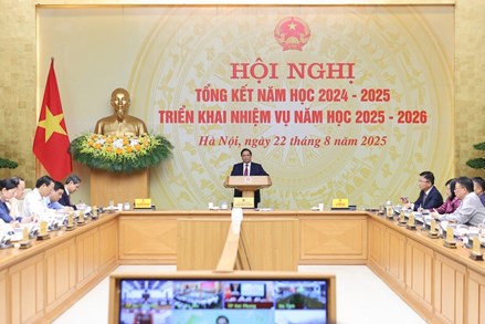 Thủ tướng: Hơn lúc nào hết, cần tập trung ưu tiên mọi nguồn lực cho giáo dục và đào tạo