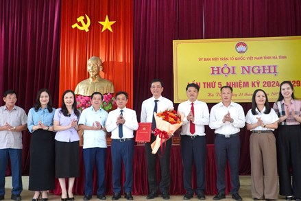 Hà Tĩnh có tân Phó Chủ tịch Thường trực Ủy ban MTTQ Việt Nam tỉnh