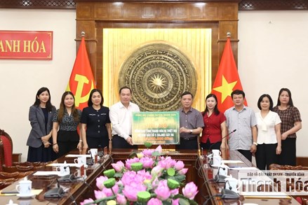 Tỉnh Khánh Hòa ủng hộ đồng bào Thanh Hóa khắc phục hậu quả lũ lụt