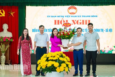 Ninh Bình: Tuyên dương điển hình tiên tiến của MTTQ và các tổ chức chính trị - xã hội xã Thanh Bình