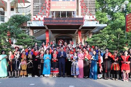 Lễ khai giảng ấm áp tại ngôi trường chắp cánh ước mơ học sinh vùng cao