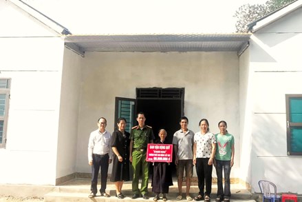 Cao Bằng: Hiệu quả từ phong trào thi đua “Chung tay xóa nhà tạm, nhà dột nát”