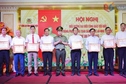 Quảng Ninh: Phong trào bảo vệ an ninh Tổ quốc trong các xứ, họ đạo