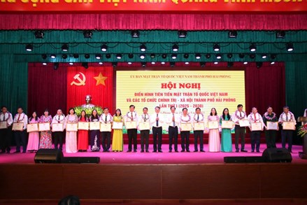 MTTQ Việt Nam TP Hải Phòng biểu dương 210 tập thể, cá nhân điển hình tiên tiến