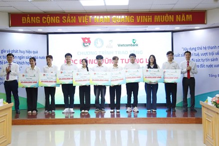 Kiên trì vượt nghịch cảnh, viết tiếp những ước mơ