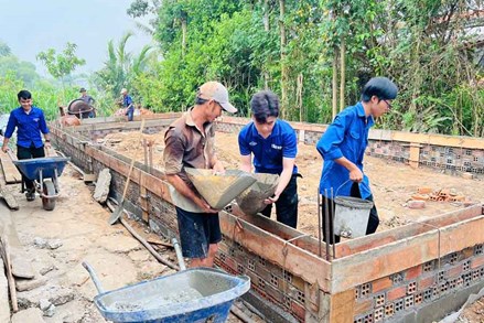 Vĩnh Long: Ấm áp nghĩa tình từ những căn nhà mới