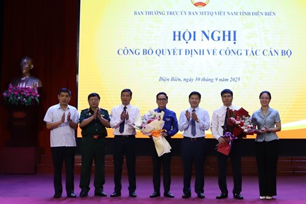 Điện Biên: Ủy ban MTTQ Việt Nam tỉnh công bố quyết định về công tác cán bộ