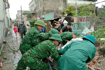 Hưng Yên: Kịp thời hỗ trợ gia đình các nạn nhân lốc xoáy