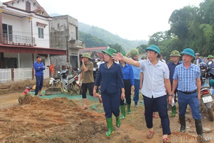 Lào Cai: Các đồng chí Thường trực Tỉnh ủy tiếp tục kiểm tra, chỉ đạo khắc phục hậu quả mưa lũ