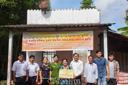 Cà Mau: Khởi công Nhà Đại đoàn kết chào mừng Đại hội Đảng bộ tỉnh