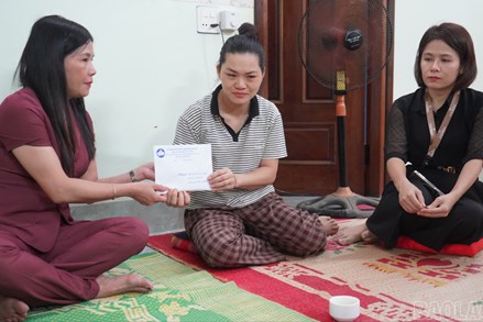 Lào Cai hỗ trợ gia đình nạn nhân hoàn lưu bão số 10