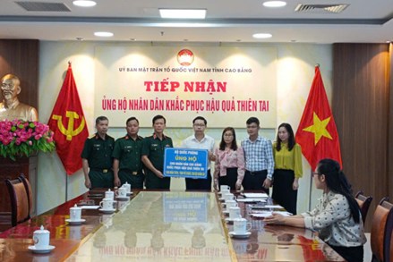 Cao Bằng: Uỷ ban MTTQ Việt Nam tỉnh tiếp nhận hàng cứu trợ của Bộ Quốc phòng