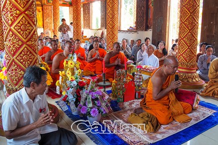 Cà Mau: Trang nghiêm Đại lễ Dâng y Kathina năm 2025