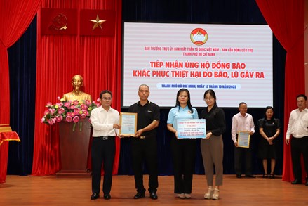 TP Hồ Chí Minh: Tiếp nhận hơn 6 tỷ đồng, góp phần hỗ trợ đồng bào vùng bão lũ khắc phục hậu quả thiên tai, ổn định cuộc sống.