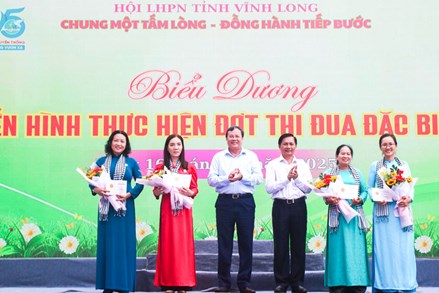 Vĩnh Long: Họp mặt cán bộ Hội Liên hiệp Phụ nữ Việt Nam tỉnh qua các thời kỳ