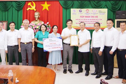 Đồng Nai: Ủy ban MTTQ Việt Nam tỉnh tiếp nhận hơn 1,4 tỷ đồng chương trình tầm soát ung thư và tặng quà cho phụ nữ biên giới