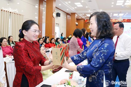 Đồng Nai: Họp mặt nữ lãnh đạo, quản lý tỉnh Đồng Nai nhân kỷ niệm Ngày Phụ nữ Việt Nam 