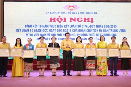 Phát huy sức mạnh đại đoàn kết – Dấu ấn 10 năm thực hiện Kết luận số 01/KL- ĐCT về công tác dân tộc ở Nghệ An