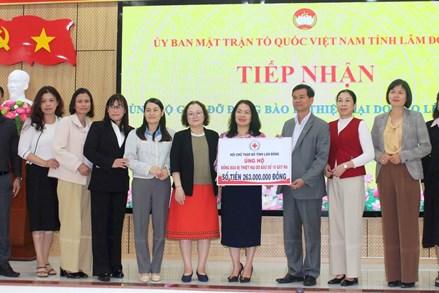 Lâm Đồng: Ủy ban MTTQ Việt Nam tỉnh tiếp nhận hơn 260 triệu đồng hỗ trợ đồng bào vùng bão lũ từ Hội Chữ thập đỏ tỉnh
