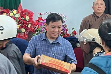 Quảng Trị: 400 suất quà trao tặng cho người dân vùng thiên tai 