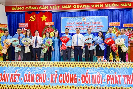 Cà Mau: Xây dựng tổ chức vững mạnh, chăm lo tốt quyền lợi đoàn viên Công đoàn