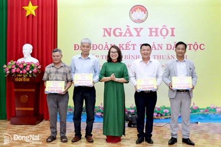 Đồng Nai: Ấp Thuận Bình sôi nổi tổ chức Ngày hội Đại đoàn kết toàn dân tộc