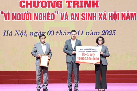Hà Nội tiếp nhận hơn 93 tỉ đồng ủng hộ người nghèo, không để ai bị bỏ lại phía sau