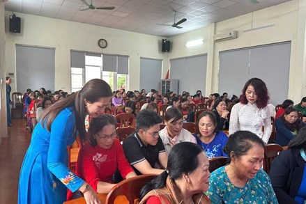 Hơn 1.000 cán bộ, hội viên phụ nữ đặc khu Vân Đồn đóng góp ý kiến Dự thảo Văn kiện Đại hội Đảng XIV