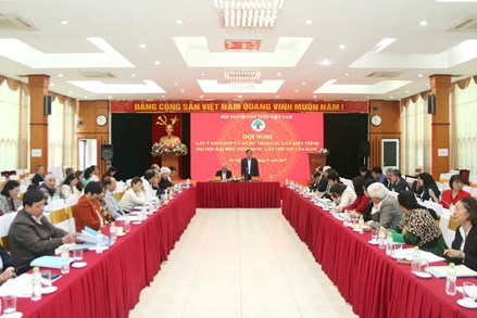 Người cao tuổi hiến kế hoàn thiện các văn kiện trình Đại hội XIV của Đảng