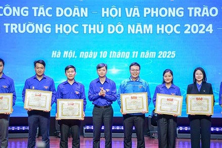 Sinh viên Thủ đô hỗ trợ nâng cao năng lực số cho 355 nghìn người dân