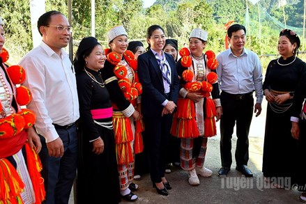 Tuyên Quang: Lãnh đạo tỉnh dự Ngày hội Đại đoàn kết toàn dân tộc tại các địa phương