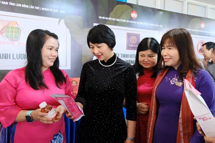 Lâm Đồng khai mạc triển lãm hình ảnh về khối Đại đoàn kết toàn dân tộc