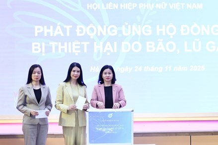 Hội LHPN Việt Nam phát động ủng hộ đồng bào bị thiệt hại do bão, lũ gây ra