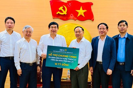 Gia Lai tiếp nhận 10 tỷ đồng khắc phục hậu quả bão lũ 