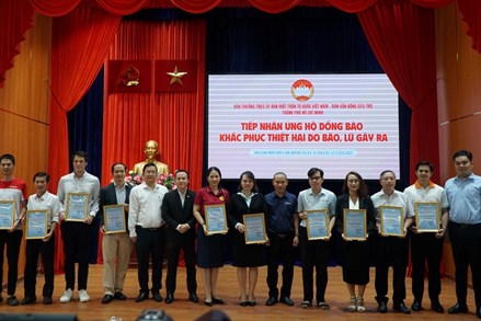 TP Hồ Chí Minh tiếp nhận thêm hơn 3,7 tỉ đồng ủng hộ đồng bào bị ảnh hưởng bởi bão lũ