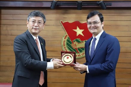 Phó Chủ tịch Ủy ban Trung ương MTTQ Việt Nam, Bí thư thứ nhất T.Ư Đoàn Bùi Quang Huy tiếp Đại sứ Ấn Độ tại Việt Nam