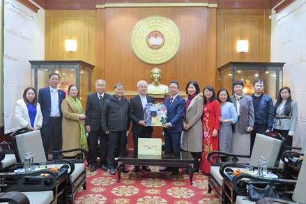 Các tổ chức tôn giáo đến thăm, chúc Tết ngôi nhà chung Mặt trận