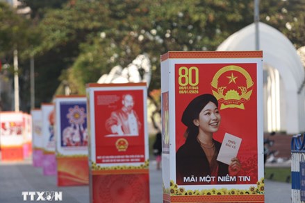 TP. Hồ Chí Minh tổ chức diễu hành 168 xe hoa tuyên truyền trong ngày bầu cử