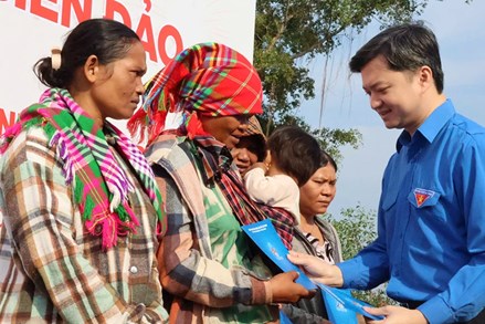 Trung ương Đoàn TNCS Hồ Chí Minh tổ chức chương trình “Xuân biên giới - Tết biển đảo” tại tỉnh Đồng Nai