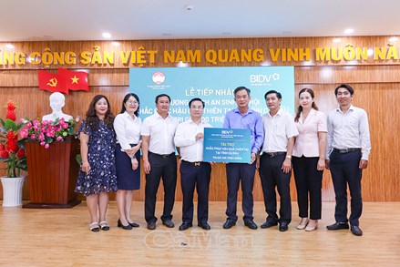 Cà Mau: Ủy ban MTTQ Việt Nam tỉnh tiếp nhận ủng hộ khắc phục hậu quả thiên tai 